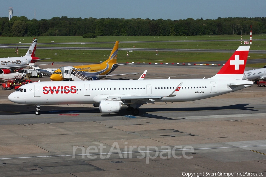 Swiss International Airlines Airbus A321-212 (HB-IOO) | Photo 108377