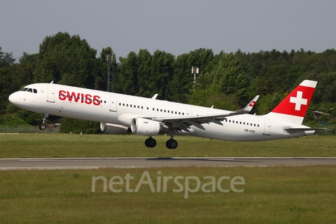 Swiss International Airlines Airbus A321-212 (HB-IOO) at  Hamburg - Fuhlsbuettel (Helmut Schmidt), Germany