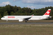 Swiss International Airlines Airbus A321-212 (HB-IOO) at  Hamburg - Fuhlsbuettel (Helmut Schmidt), Germany