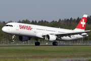 Swiss International Airlines Airbus A321-212 (HB-IOO) at  Hamburg - Fuhlsbuettel (Helmut Schmidt), Germany