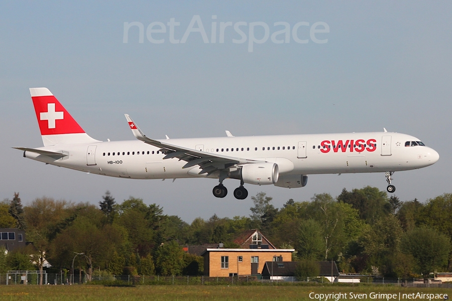 Swiss International Airlines Airbus A321-212 (HB-IOO) | Photo 573509