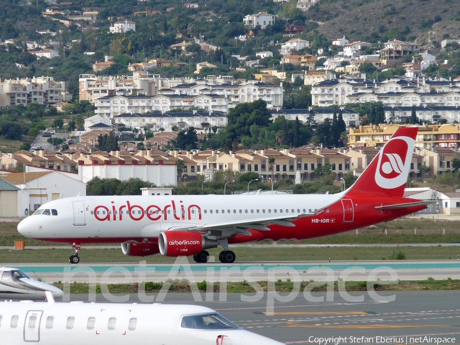 Air Berlin (Belair) Airbus A320-214 (HB-IOR) | Photo 662700