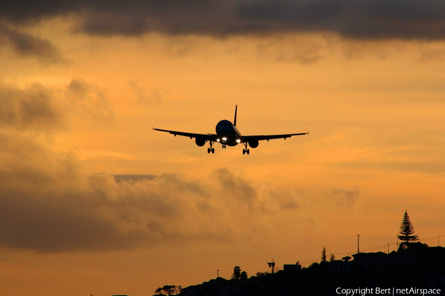 Air Berlin (Belair) Airbus A320-214 (HB-IOS) | Photo 40374
