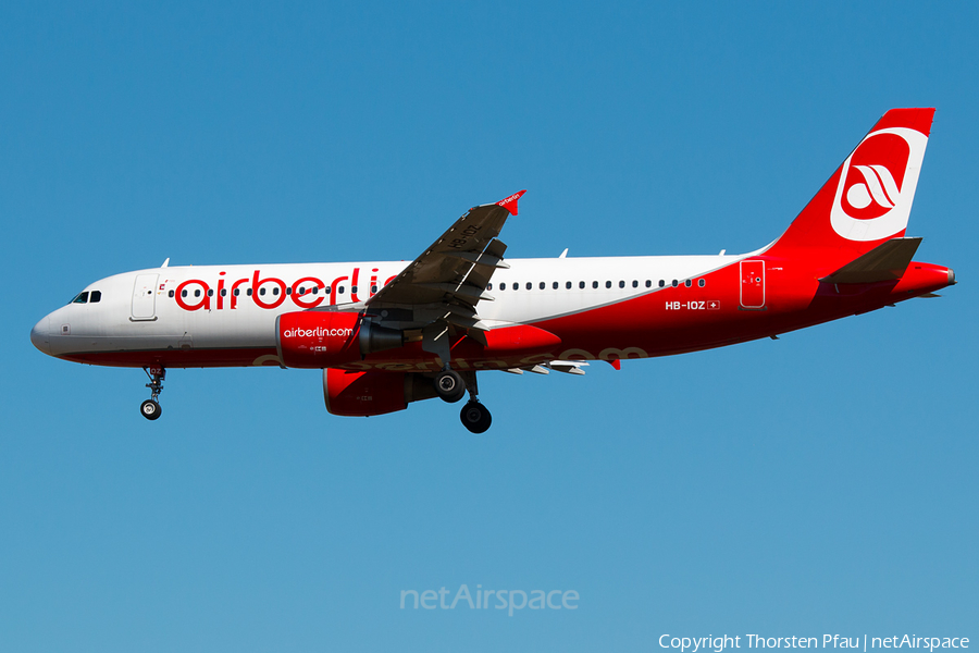 Air Berlin (Belair) Airbus A320-214 (HB-IOZ) | Photo 116021