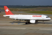 Swissair Airbus A319-112 (HB-IPR) at  Hamburg - Fuhlsbuettel (Helmut Schmidt), Germany