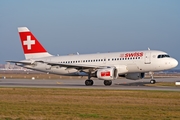 Swiss International Airlines Airbus A319-112 (HB-IPT) at  Frankfurt am Main, Germany