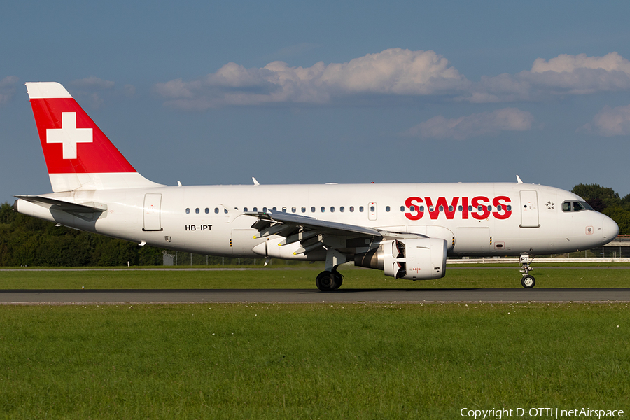 Swiss International Airlines Airbus A319-112 (HB-IPT) | Photo 181462