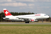 Swiss International Airlines Airbus A319-112 (HB-IPT) at  Hamburg - Fuhlsbuettel (Helmut Schmidt), Germany