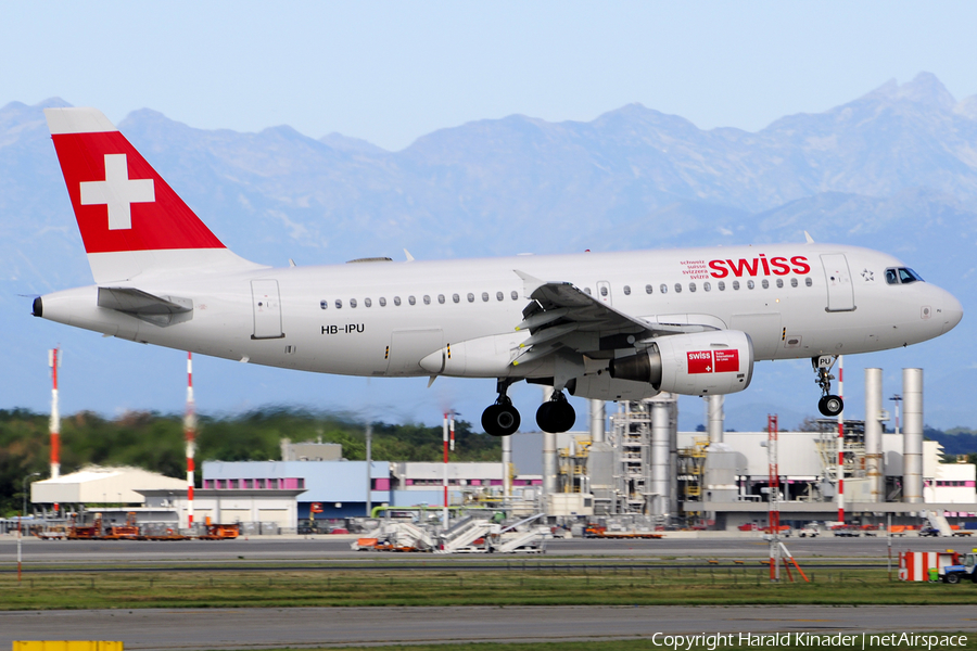 Swiss International Airlines Airbus A319-112 (HB-IPU) | Photo 312355