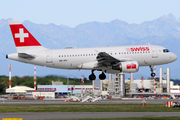 Swiss International Airlines Airbus A319-112 (HB-IPU) at  Milan - Malpensa, Italy