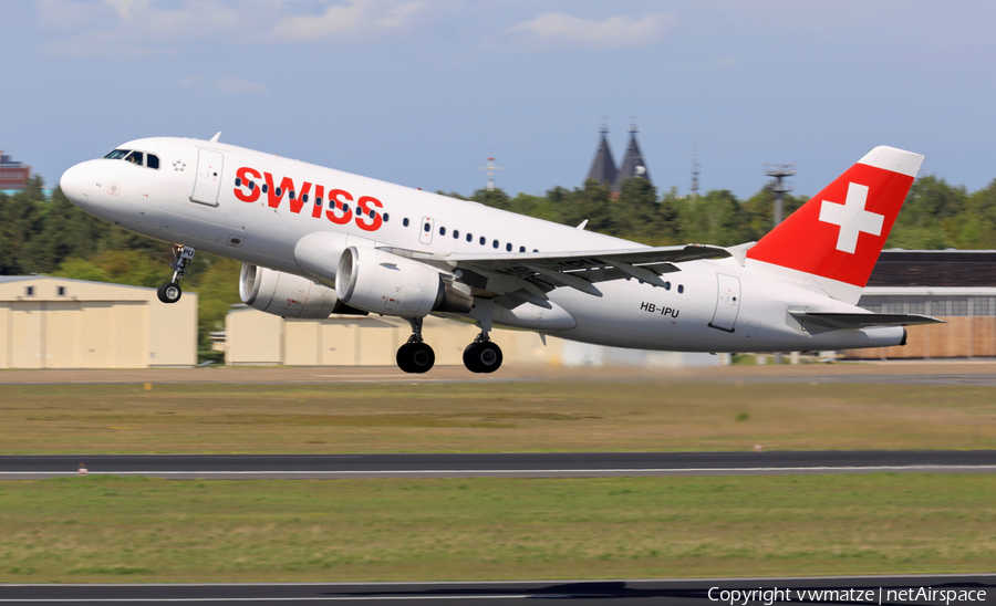 Swiss International Airlines Airbus A319-112 (HB-IPU) | Photo 241321