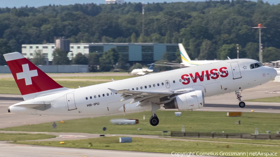 Swiss International Airlines Airbus A319-112 (HB-IPU) | Photo 422884