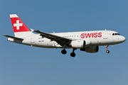 Swiss International Airlines Airbus A319-112 (HB-IPV) at  Zurich - Kloten, Switzerland