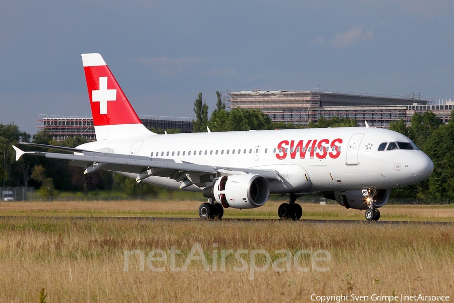 Swiss International Airlines Airbus A319-112 (HB-IPX) | Photo 51380