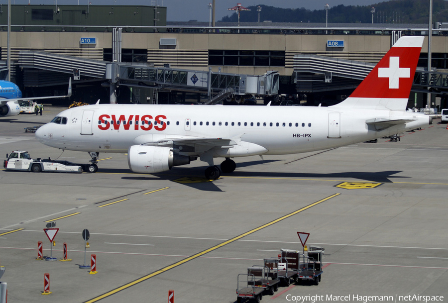 Swiss International Airlines Airbus A319-112 (HB-IPX) | Photo 160126
