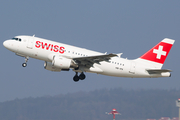 Swiss International Airlines Airbus A319-112 (HB-IPX) at  Zurich - Kloten, Switzerland