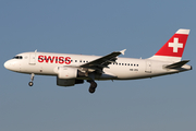 Swiss International Airlines Airbus A319-112 (HB-IPX) at  Zurich - Kloten, Switzerland