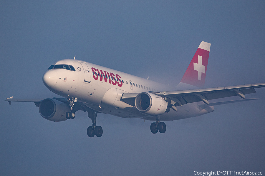 Swiss International Airlines Airbus A319-112 (HB-IPX) | Photo 617341