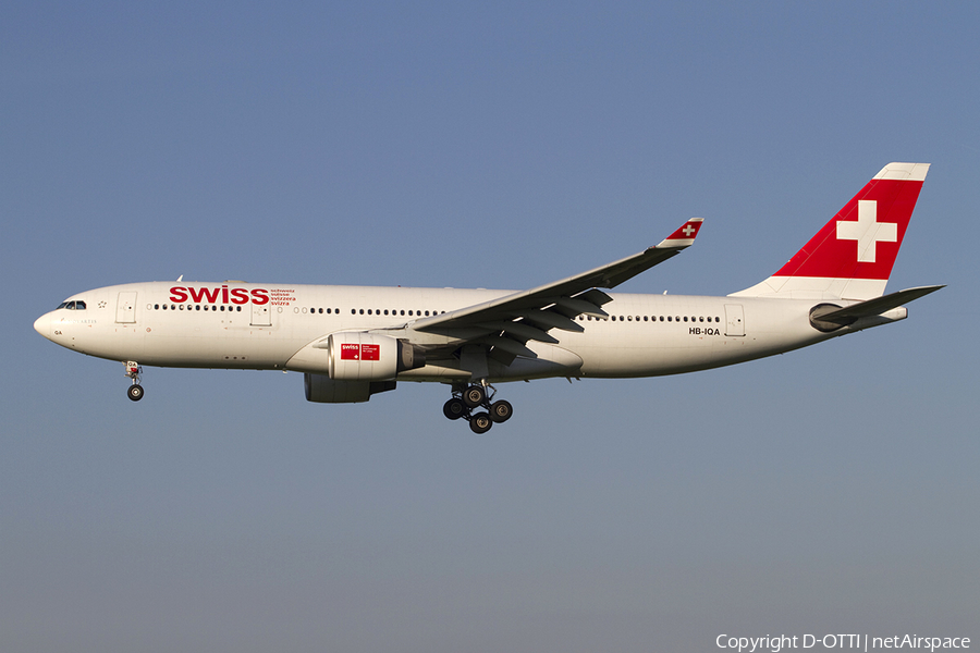 Swiss International Airlines Airbus A330-223 (HB-IQA) | Photo 349541