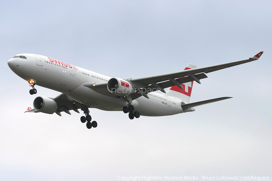 Swiss International Airlines Airbus A330-223 (HB-IQI) | Photo 179893