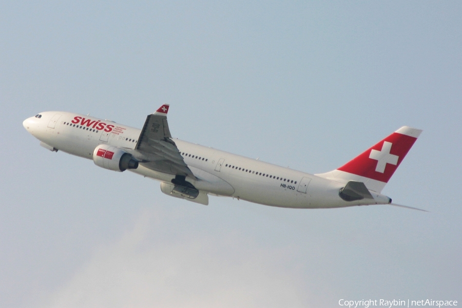 Swiss International Airlines Airbus A330-223 (HB-IQO) | Photo 549871
