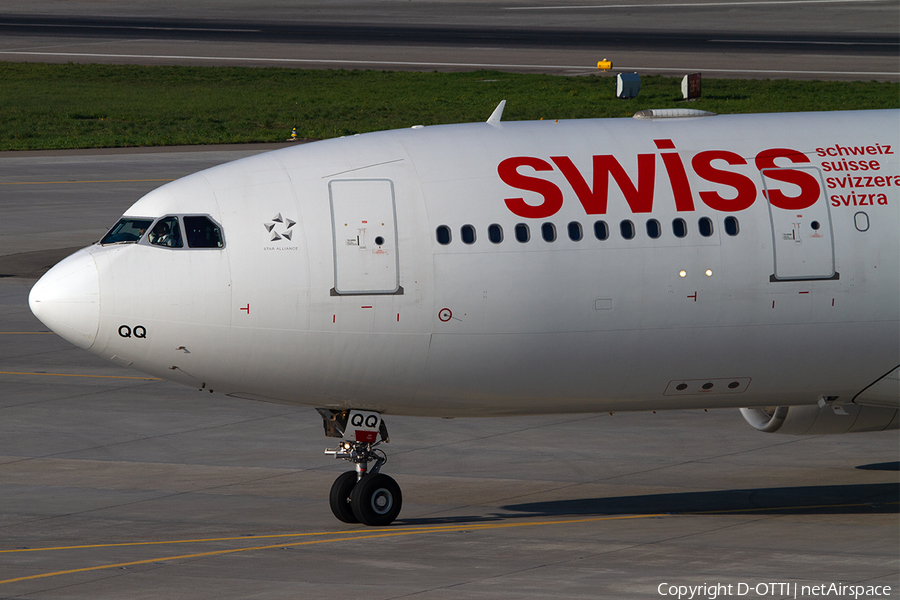 Swiss International Airlines Airbus A330-223 (HB-IQQ) | Photo 355012