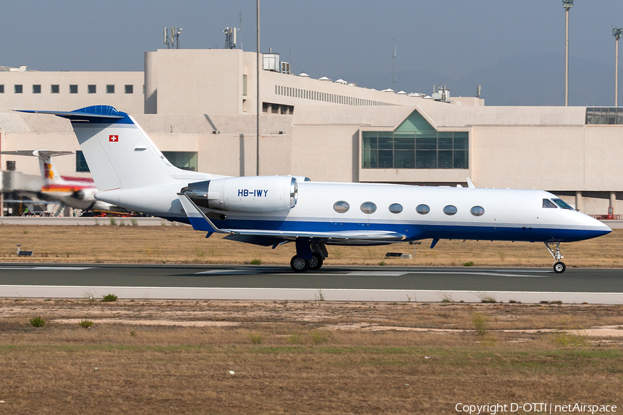 (Private) Gulfstream G-IV (HB-IWY) | Photo 204687