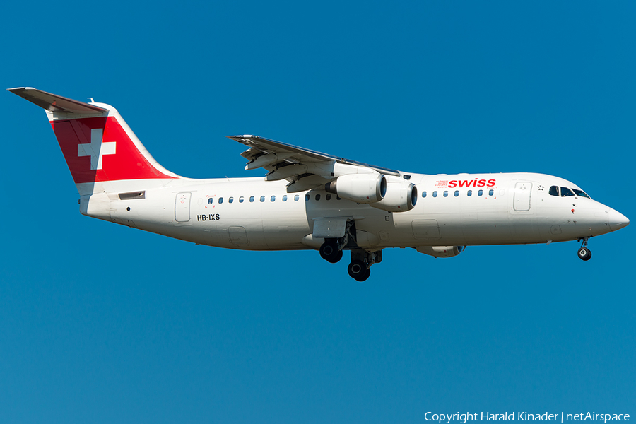 Swiss International Airlines BAe Systems BAe-146-RJ100 (HB-IXS) | Photo 296719