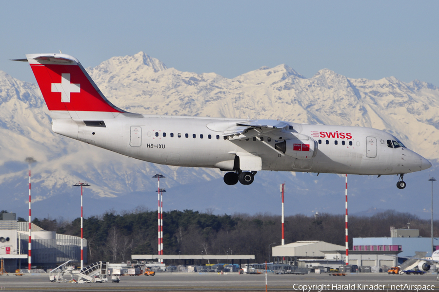 Swiss International Airlines BAe Systems BAe-146-RJ100 (HB-IXU) | Photo 308691