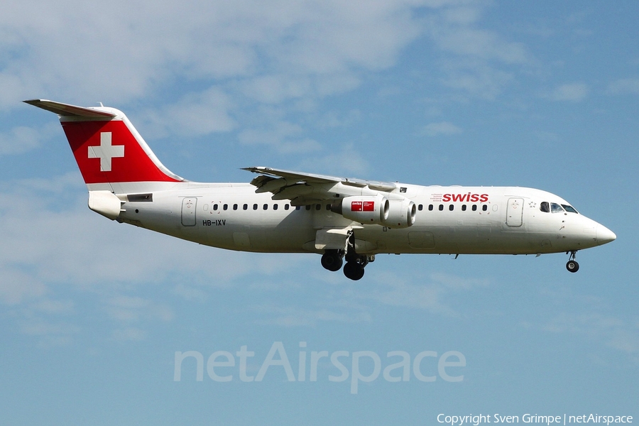 Swiss International Airlines BAe Systems BAe-146-RJ100 (HB-IXV) | Photo 19482