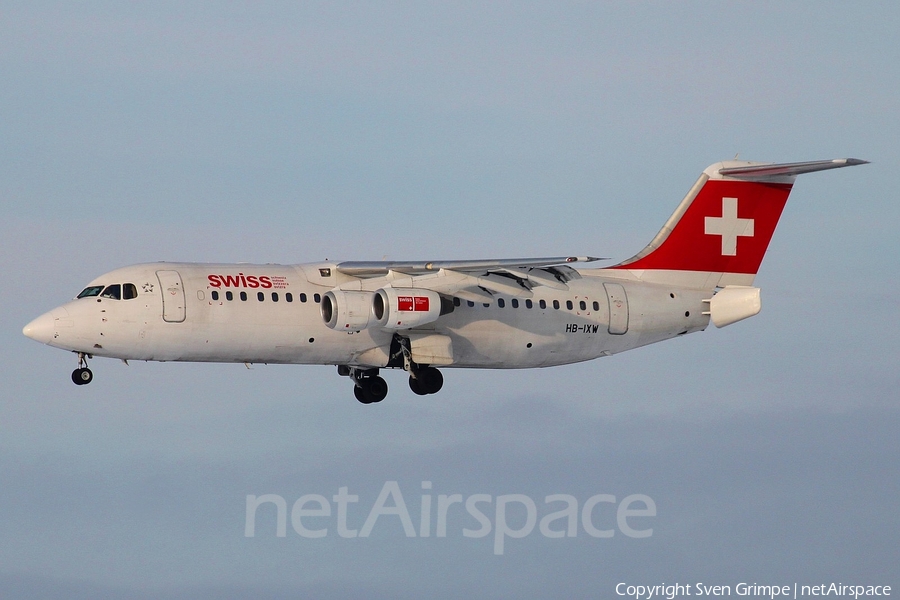 Swiss International Airlines BAe Systems BAe-146-RJ100 (HB-IXW) | Photo 19613