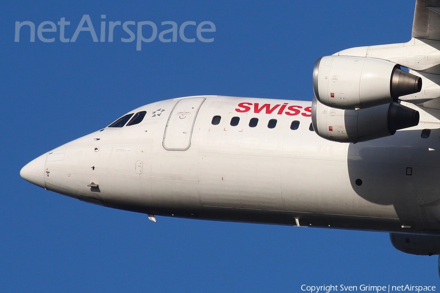 Swiss International Airlines BAe Systems BAe-146-RJ100 (HB-IYQ) | Photo 69852