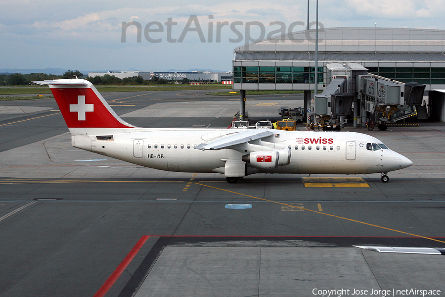 Swiss International Airlines BAe Systems BAe-146-RJ100 (HB-IYR) | Photo 441396