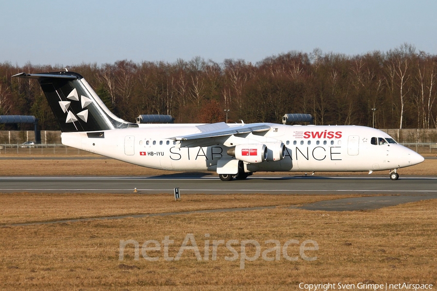 Swiss International Airlines BAe Systems BAe-146-RJ100 (HB-IYU) | Photo 19943