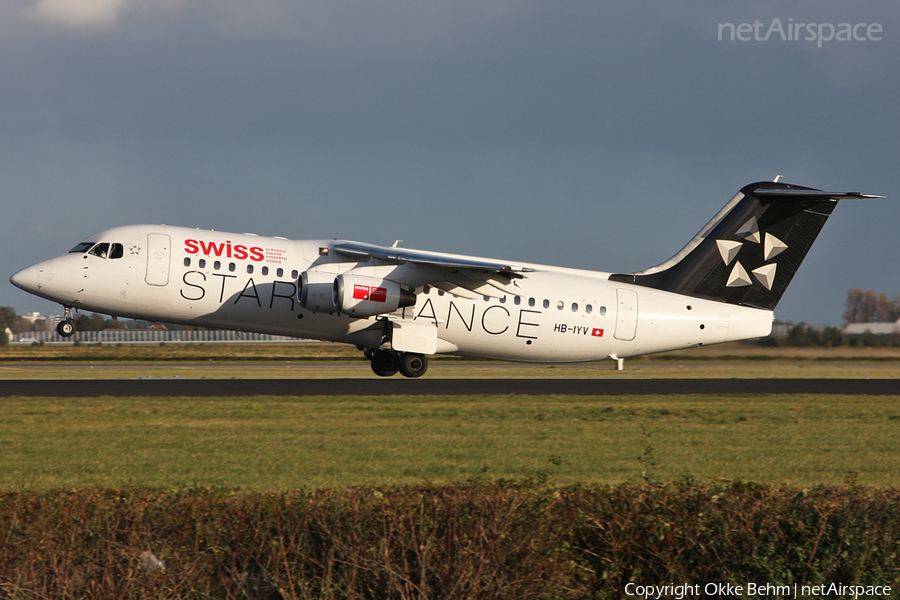 Swiss International Airlines BAe Systems BAe-146-RJ100 (HB-IYV) | Photo 39451