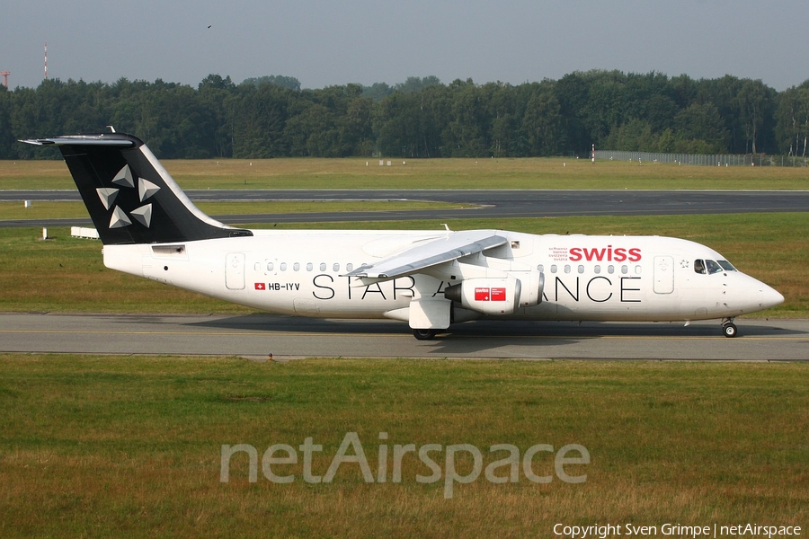 Swiss International Airlines BAe Systems BAe-146-RJ100 (HB-IYV) | Photo 20075