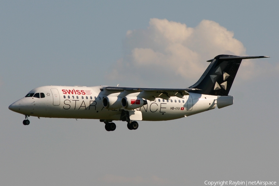 Swiss International Airlines BAe Systems BAe-146-RJ100 (HB-IYV) | Photo 555814