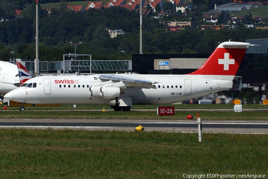 Swiss International Airlines BAe Systems BAe-146-RJ100 (HB-IYW) | Photo 276730
