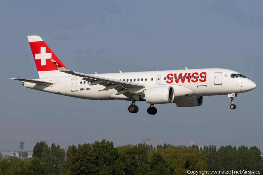 Swiss International Airlines Airbus A220-100 (HB-JBE) | Photo 573063