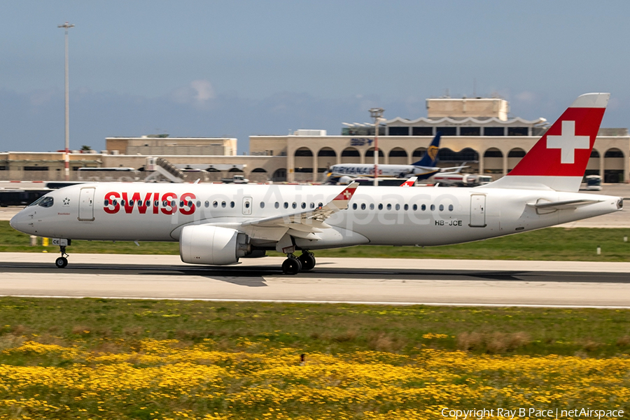 Swiss International Airlines Airbus A220-300 (HB-JCE) | Photo 615804