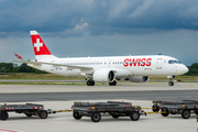 Swiss International Airlines Airbus A220-300 (HB-JCH) at  Hamburg - Fuhlsbuettel (Helmut Schmidt), Germany