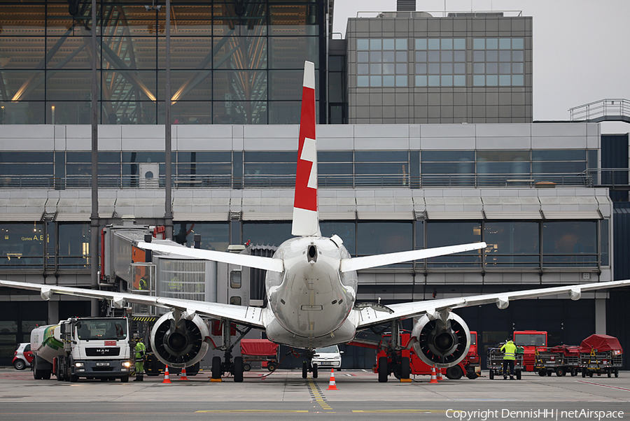 Swiss International Airlines Airbus A220-300 (HB-JCN) | Photo 479309