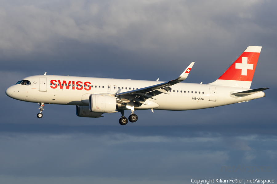 Swiss International Airlines Airbus A320-271N (HB-JDA) | Photo 475791