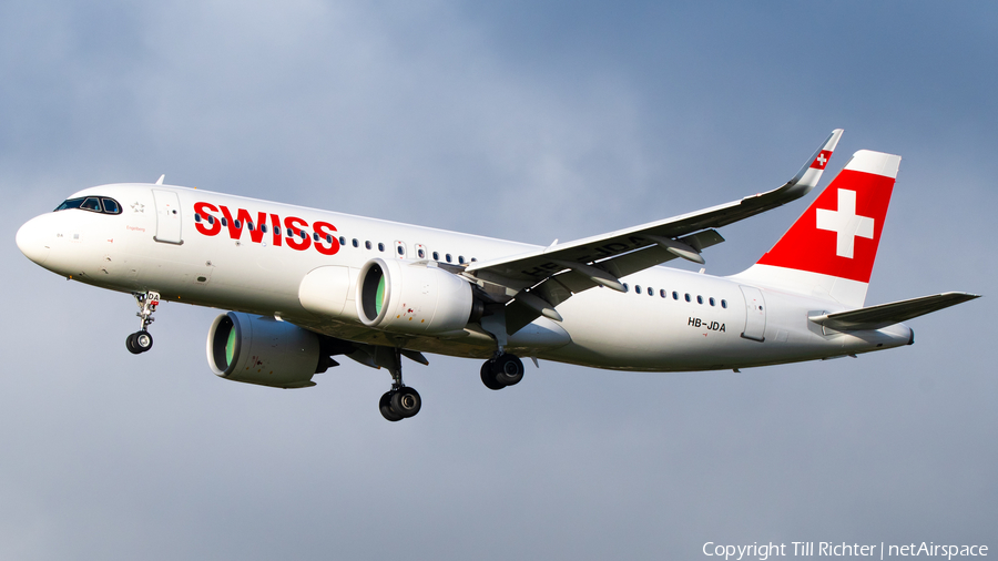 Swiss International Airlines Airbus A320-271N (HB-JDA) | Photo 495648