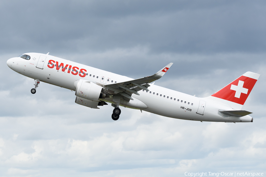 Swiss International Airlines Airbus A320-271N (HB-JDB) | Photo 518282