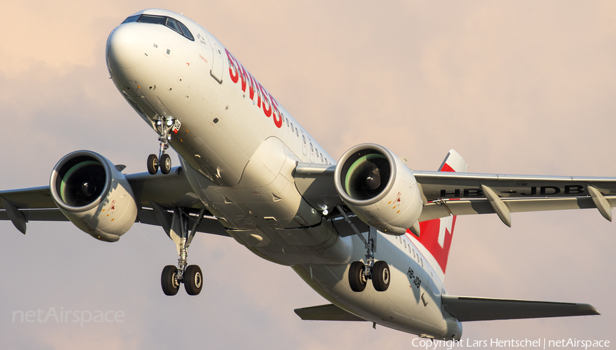 Swiss International Airlines Airbus A320-271N (HB-JDB) | Photo 456417