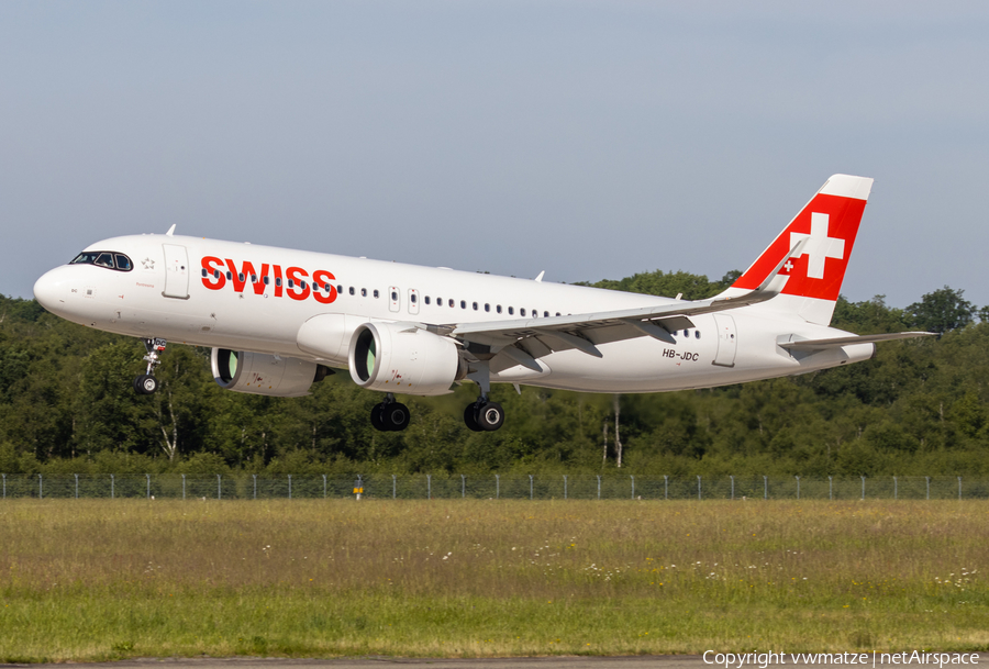 Swiss International Airlines Airbus A320-271N (HB-JDC) | Photo 511123