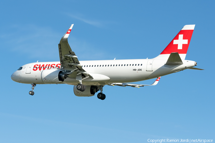 Swiss International Airlines Airbus A320-271N (HB-JDE) | Photo 504963
