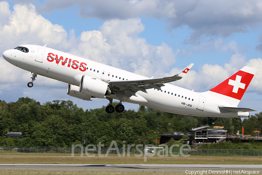 Swiss International Airlines Airbus A320-271N (HB-JDE) | Photo 512386