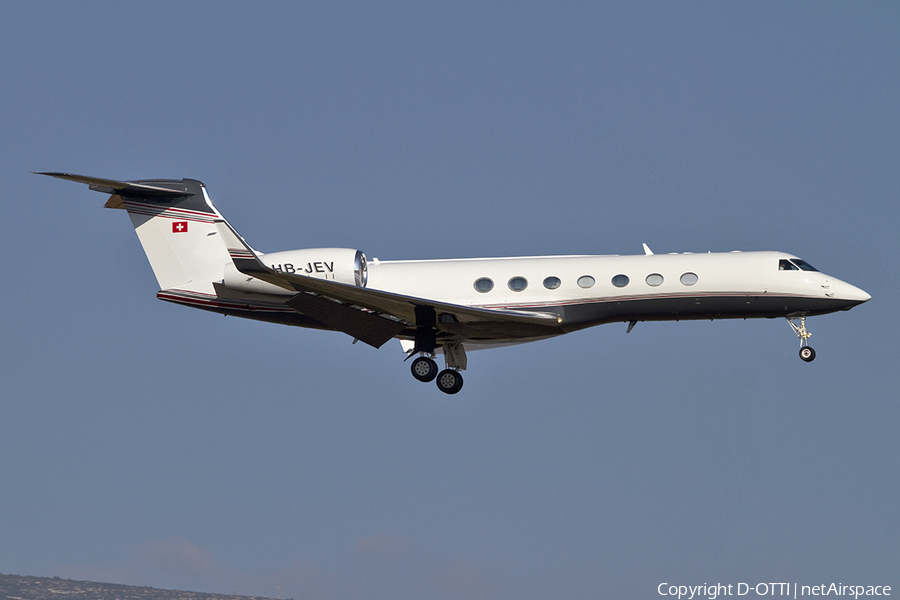 G5 Executive Gulfstream G-V-SP (G550) (HB-JEV) | Photo 315558
